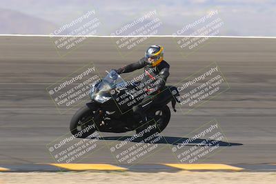 media/Nov-06-2023-Moto Forza (Mon) [[ce023d0744]]/4-Beginner Group/Session 2 (Bowl Tight Speed)/